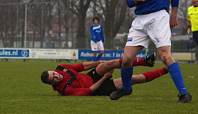 Footballers of all abilities can suffer from hamstring injuries - Image by Thomas (Flickr CC)